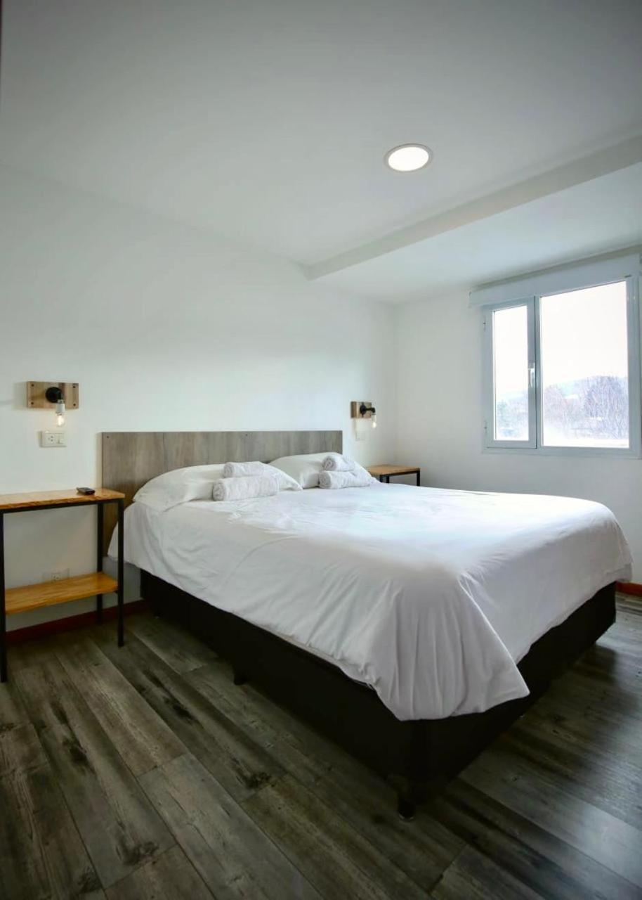 Dormis Aca Hotel Esquel Bagian luar foto